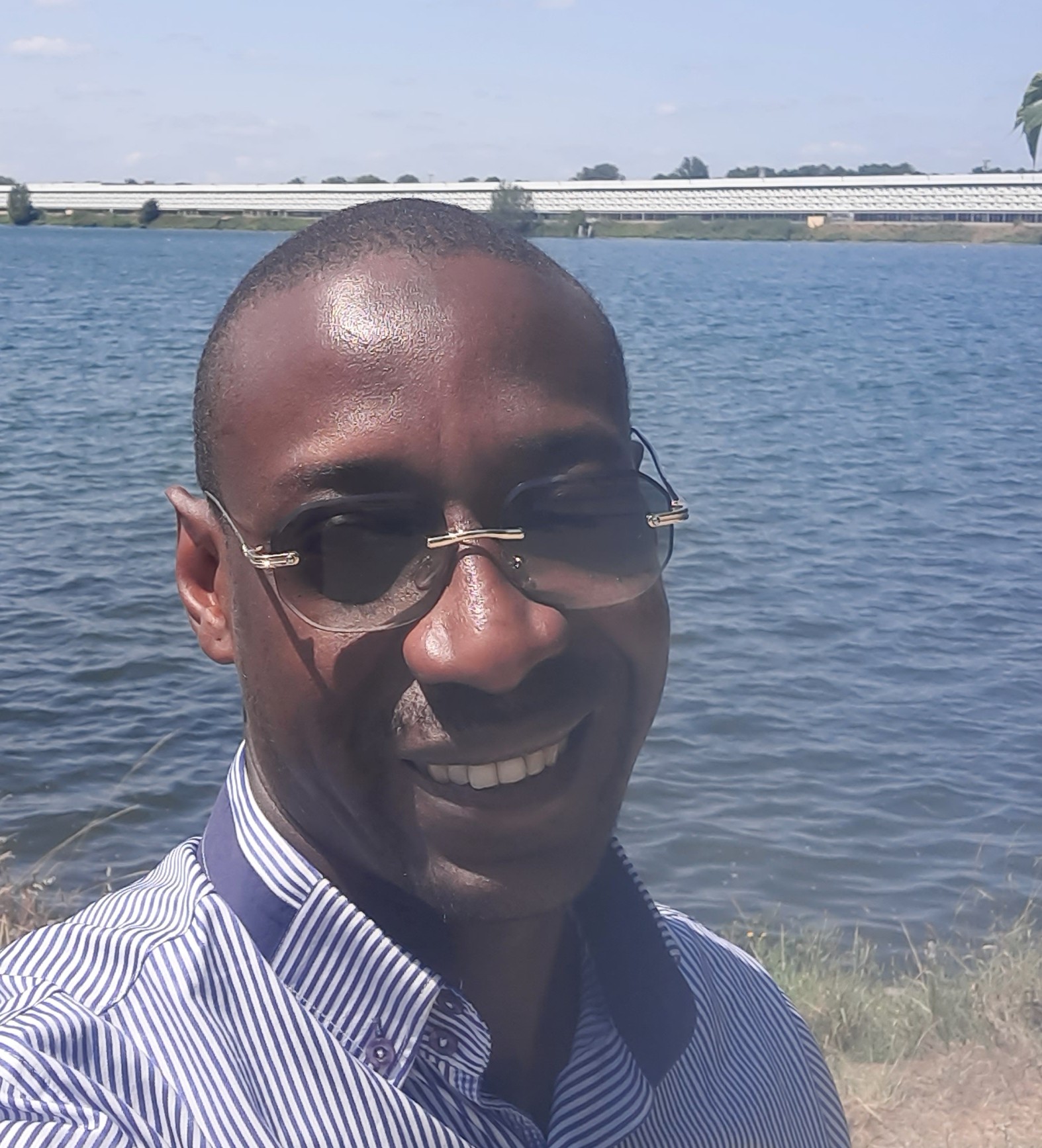 Boubakari - Agriswil - Fribourg | Annonce Rencontre